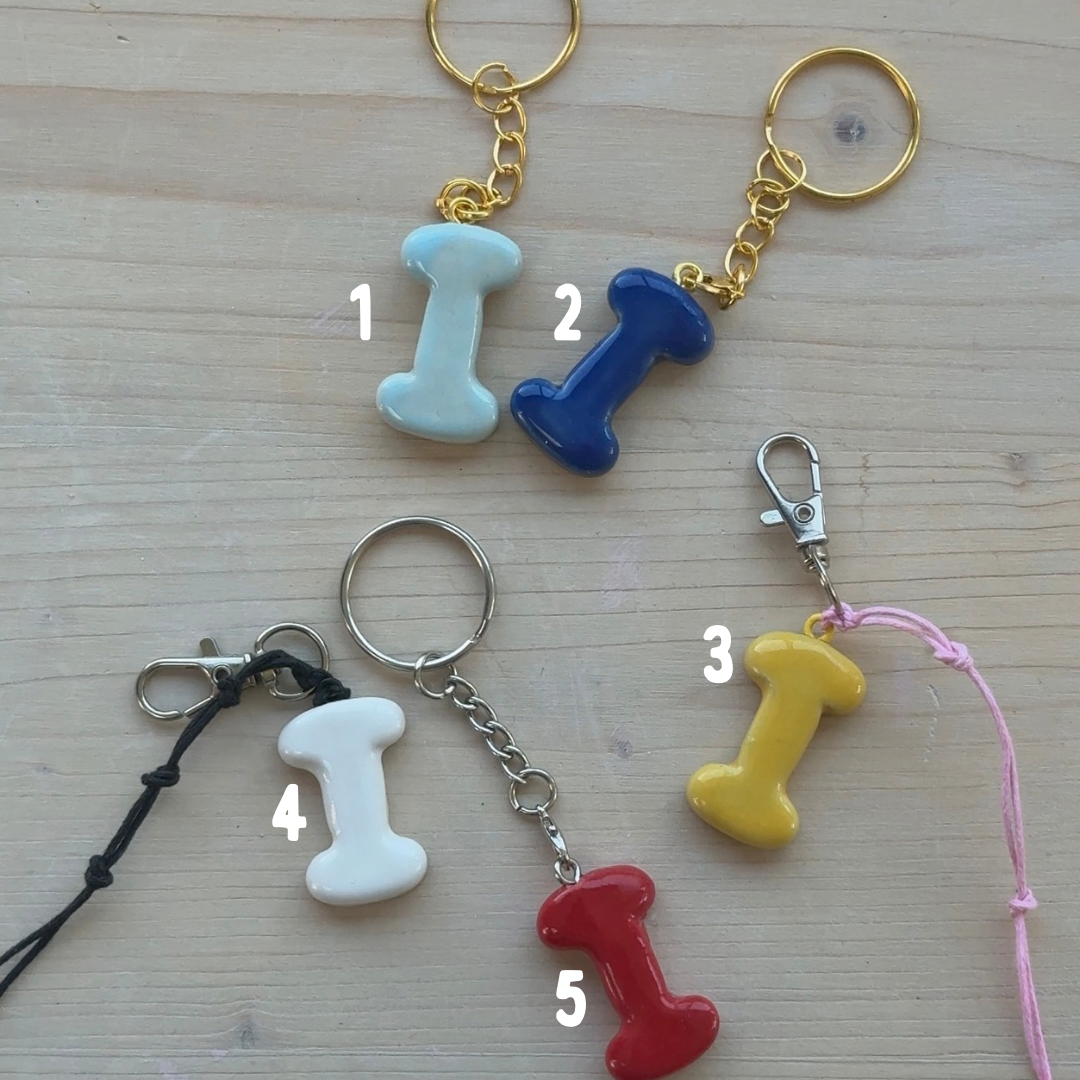 Porte-clés initiale de couleur