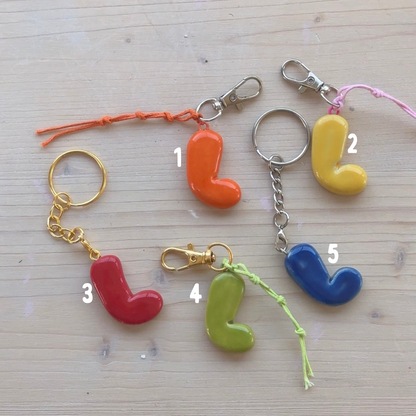 Porte-clés initiale de couleur